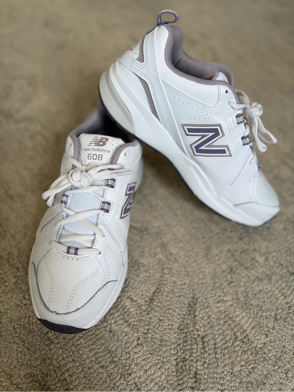 New Balance 608 White Purple Walking Sneakers Wide Comfort Shoes Women’s 8 - Picture 4 of 13